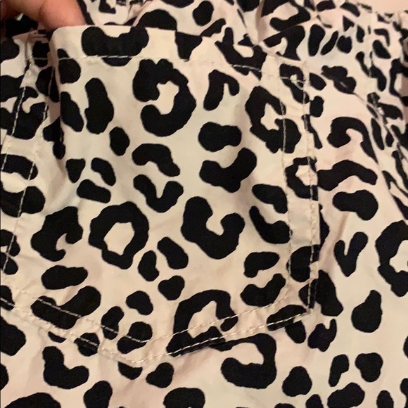 Leopard print shorts (Girls) - Picture 6 of 8
